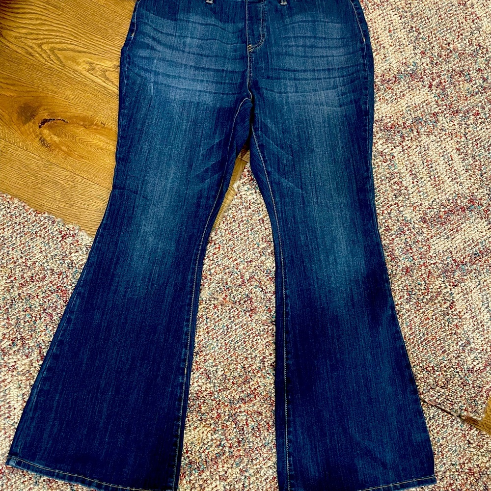 Judy Blues pull on flares 18w worn once